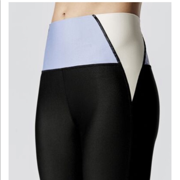 Carbon38 Colorblock Set - Picture 7 of 9